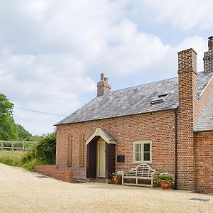 Pond Cottage Boldre Exterior photo