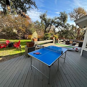 Fire Pit, Gym, Ping Pong, Corn Hole, King Beds Villa Остин Exterior photo