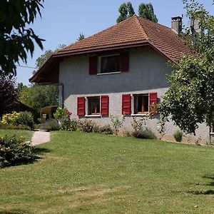 Maison De Famille Entre Lacs Et Montagnes Villa Cusy Exterior photo