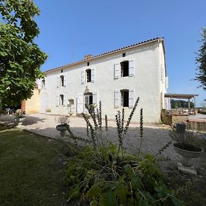 Moundeou Villa Saint-Lanne Exterior photo