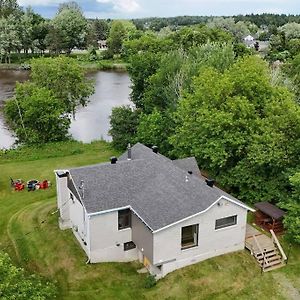 Chalet Scott Spa Sur Riviere Villa Exterior photo