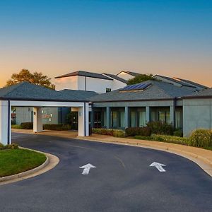 Courtyard By Marriott Fairfax Fair Oaks Hotel Exterior photo