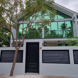 Island Pearl Escape Villa Велиду Exterior photo