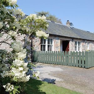 Song Bird Cottage Lochend Exterior photo