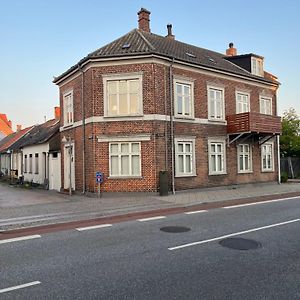 Hus Ved Havnen Villa Наксков Exterior photo