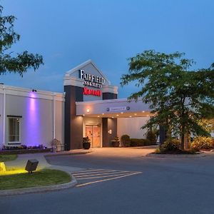 Fairfield Inn & Suites By Marriott Белвил Exterior photo