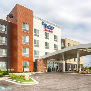 Fairfield Inn & Suites By Marriott Уенцвил Exterior photo