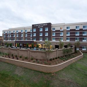 Courtyard By Marriott Starkville Msu At The Mill Conference Center Exterior photo