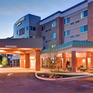 Courtyard By Marriott Long Island Islip/Courthouse Complex Hotel Сентръл Айслип Exterior photo