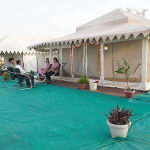 Kumbh Canvas Tent City Hotel Allāhābād Junction Exterior photo