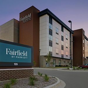 Fairfield Inn & Suites By Marriott Milwaukee Брукфийлд Exterior photo