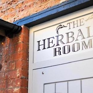 Herbalist Rooms Ретфорд Exterior photo