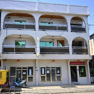 Grand Hotel Akwa Дуала Exterior photo