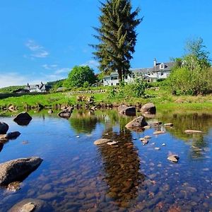 Woodlands Cottage Retreat In Garve Гарв Exterior photo