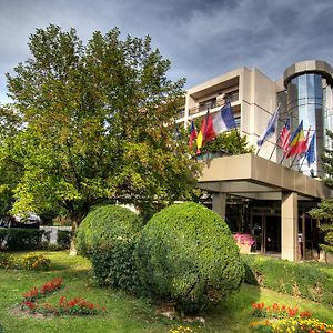 Hotel Dumbrava Bacău Exterior photo