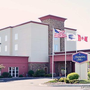 Hampton Inn Уотъртаун Exterior photo