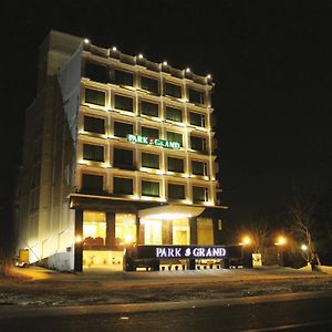 Hotel Park Grand, At Haridwār Exterior photo