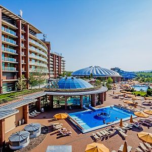 Aquaworld Resort Будапеща Exterior photo