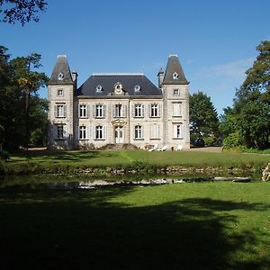 Chateau Des Poteries Bed & Breakfast Fresville Exterior photo