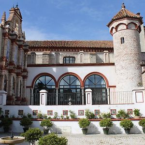 El Palacio De San Benito Касала де ла Сиера Exterior photo
