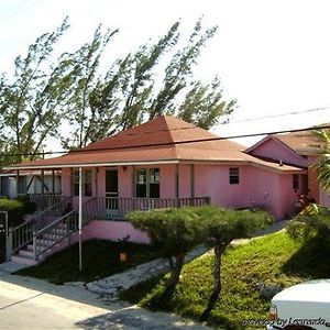 Cookie House Hotel Arthur Town Exterior photo