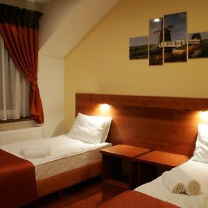 Hotel Kuznia Oberza Polska Лисомице Room photo