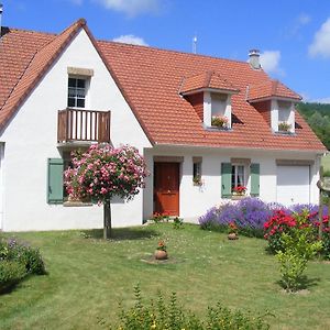 La Bourgade Bed & Breakfast Estréelles Exterior photo