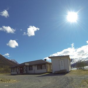 Lyngen Fjordcamp Villa Nord-Lenangen Exterior photo