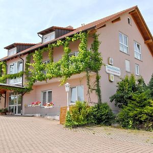 Gaestehaus Kleine Kalmit Hotel Ландау ин дер Пфалц Exterior photo