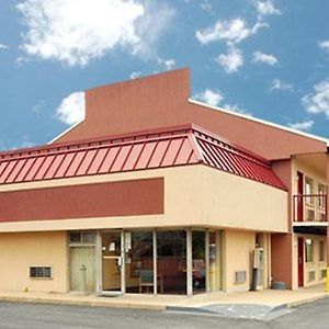 Econo Lodge Northeast Рединг Exterior photo