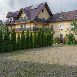 Osrodek Wypoczynkowy "Jak U Mamy" Hotel Мшана Долна Exterior photo