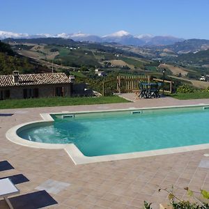 Agriturismo Il Sentiero Villa Montalto delle Marche Exterior photo