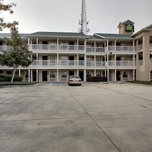 Intown Suites Extended Stay New Orleans La - Метайри Exterior photo