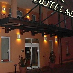 Hotel Med Болоня Exterior photo