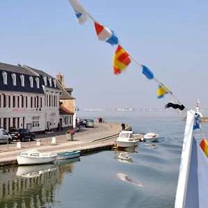 Hotel Du Port Et Des Bains Сен-Валери-сюр-Сом Exterior photo