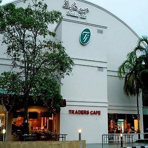 Traders Inn Brunei Бандар Сери Бегаван Exterior photo