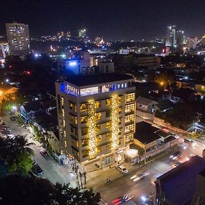 Premiere Citi Suites Cebu Exterior photo