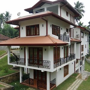 Dilray Villa Канди Exterior photo