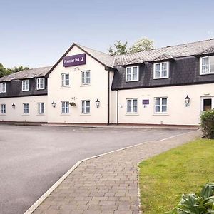 Premier Inn Manchester - Хандфорт Exterior photo