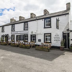 Craven Heifer Hotel Ингълтън Exterior photo