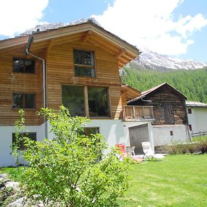 Adlerhorst Villa Саас-Алмагел Exterior photo