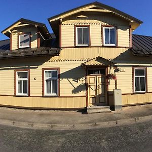 Aikarali Home Accommodation Хаапсалу Exterior photo