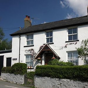 Bryn Ffynnon Holiday Cottage Ланруст Exterior photo