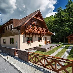 Penzion Hastrman Hotel Банска бистрица Exterior photo