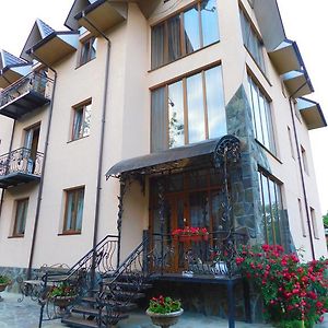 Glanz Bed & Breakfast Яремче Exterior photo