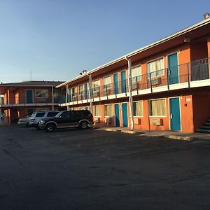 Relax Inn Forth Worth Форт Уорт Exterior photo