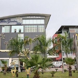 Palm Garden Hotel Brunei Бандар Сери Бегаван Exterior photo