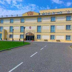 Hotel Rizzi Кастел Сан Джовани Exterior photo