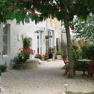 La Clef Des Champs Bed & Breakfast Saint-Mard  Exterior photo