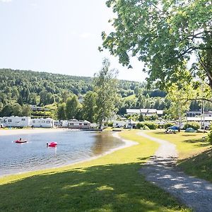 Beveroya Hytteutleie Og Camping Villa Бо Exterior photo